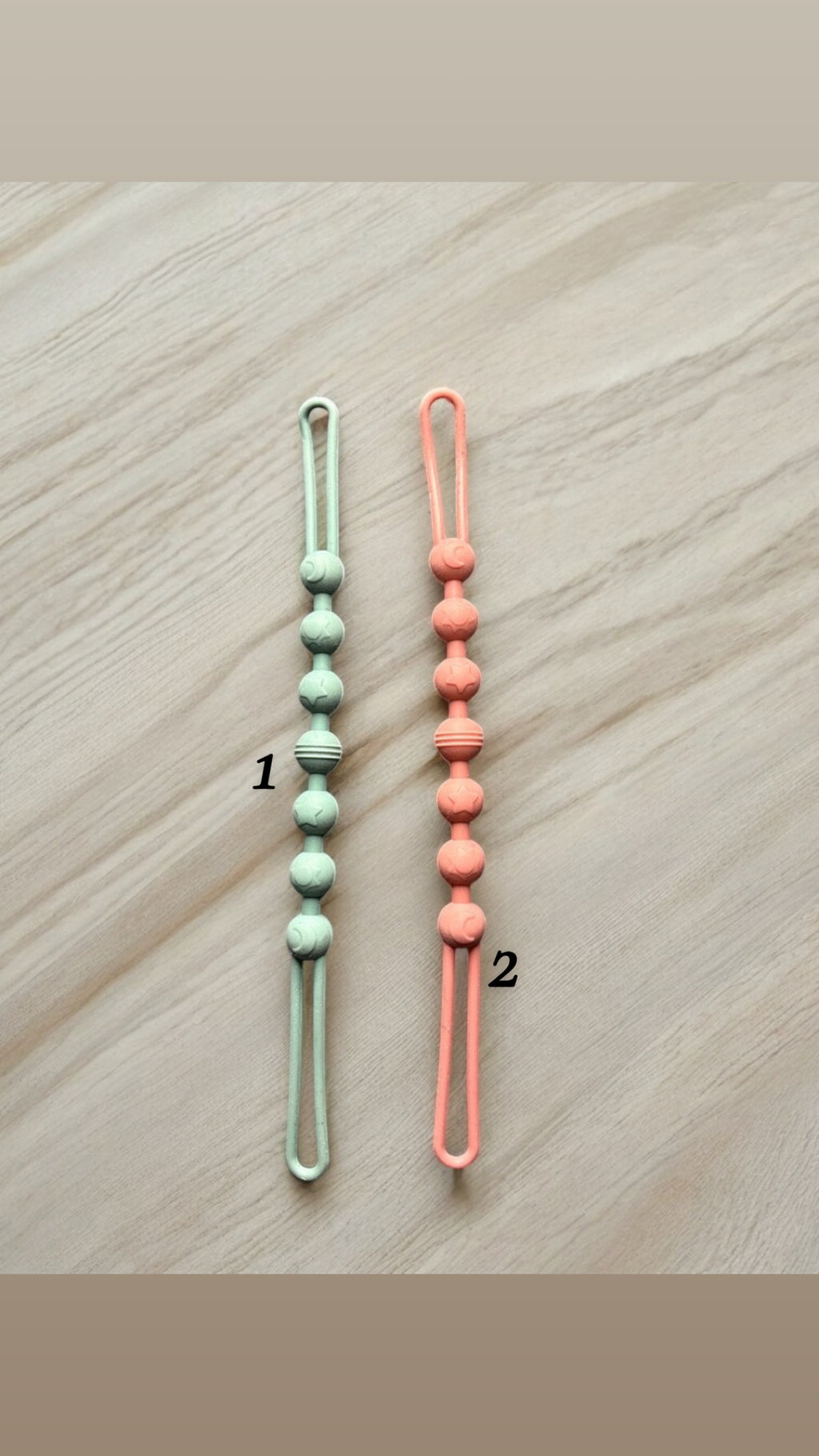 Attache-tétine silicone, parfait comme cadeau de naissance ou baptême.