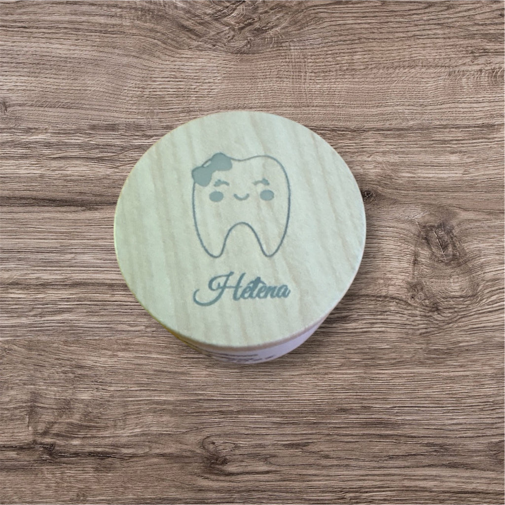 Boîte à trésors personnalisée pour baptême, idéale pour conserver souvenirs et objets précieux de l’enfant.