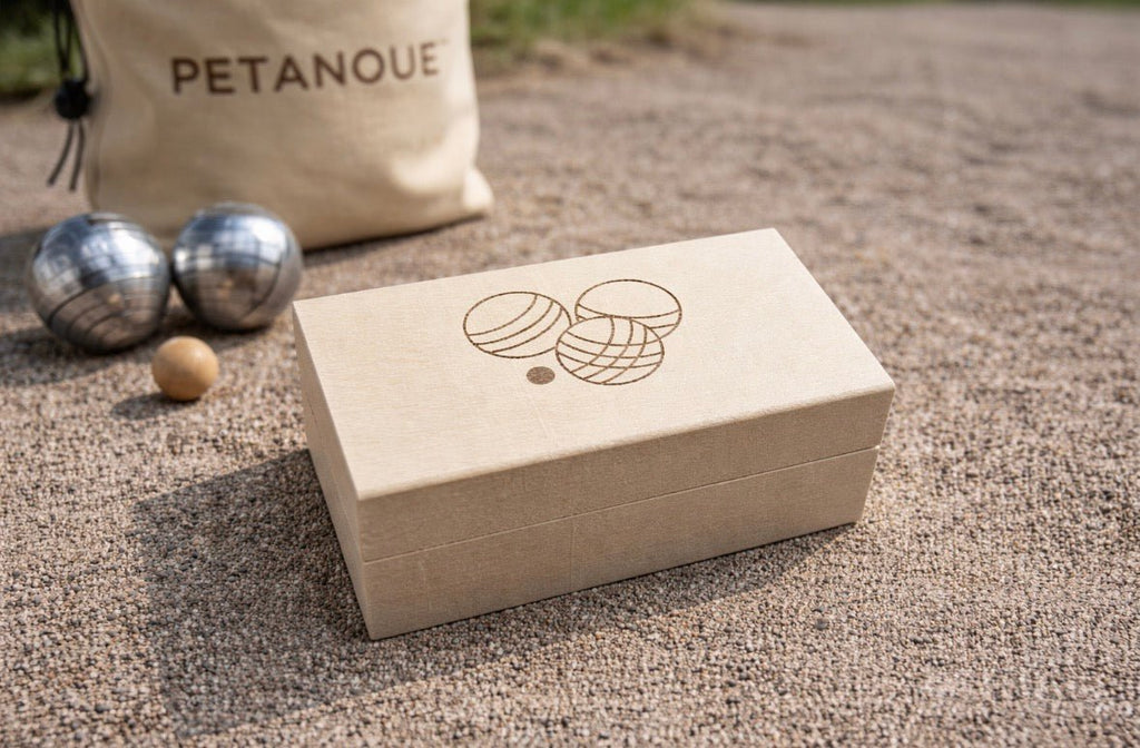 Coffret de pétanque en bois avec 3 cochonnets personnalisables et boîte de rangement artisanale