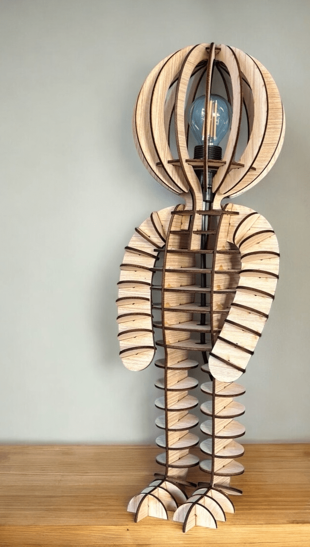 Lampe de chevet -  Bonhomme debout en bois